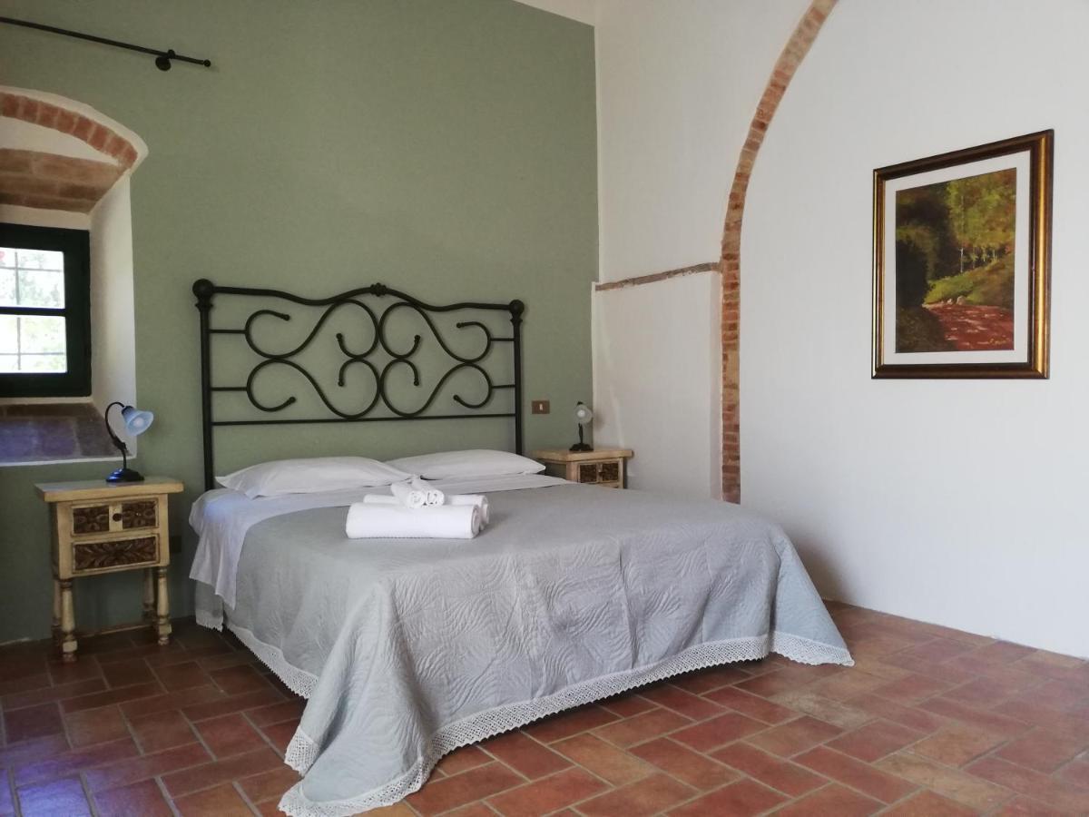 Agriturismo Terenzana Aparthotel Рипарбела Екстериор снимка