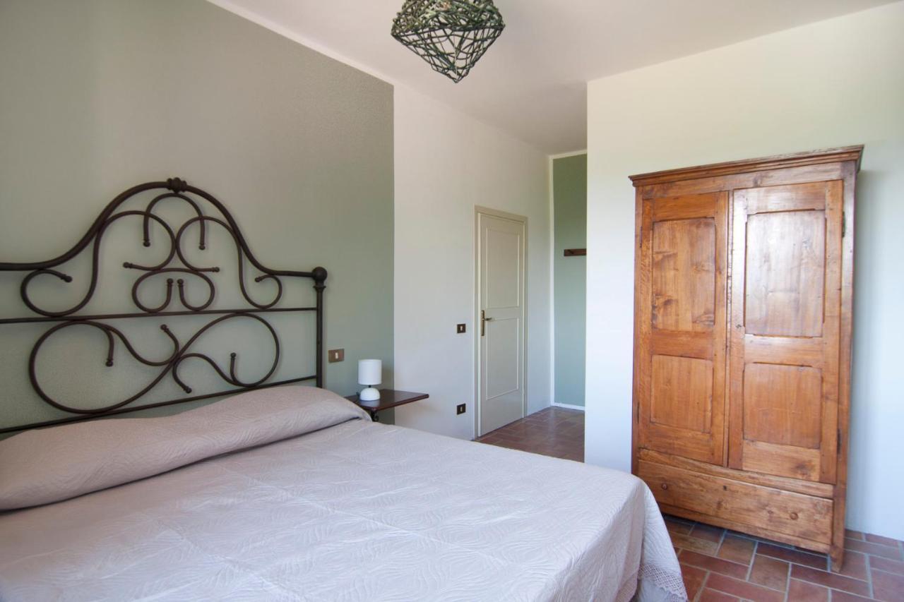 Agriturismo Terenzana Aparthotel Рипарбела Екстериор снимка